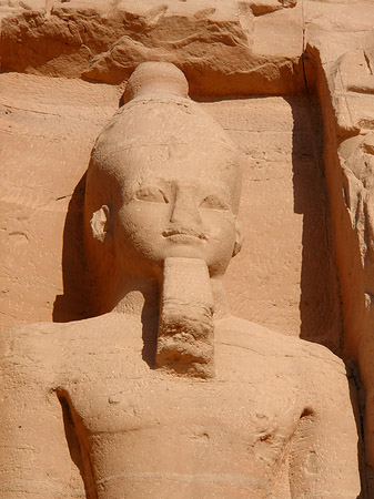 Kolosstatue König Ramses II Foto 