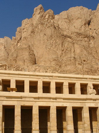 Eingang zu Tempel der Hatschepsut Foto 