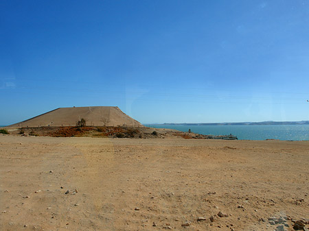 Foto Aus dem Bus - Abu Simbel