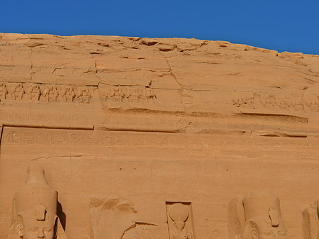 Tempel mit Himmel Fotos