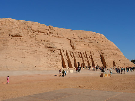 Tempel mit Himmel