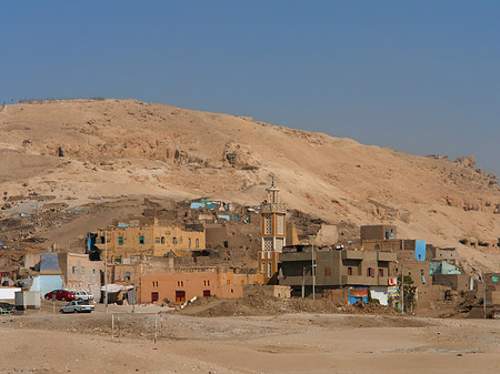 Foto Fahrt zu den Kolossen von Memnon