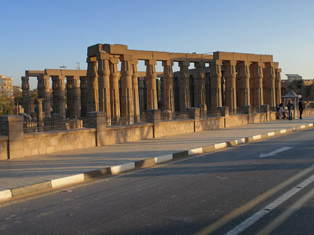 Luxor Tempel bei Sonnenuntergang Fotos