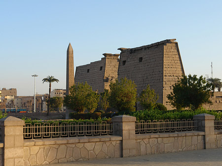 Luxor Tempel bei Sonnenuntergang Fotos