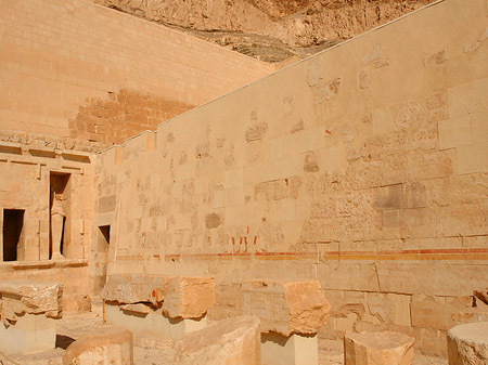 Eingang zu Tempel der Hatschepsut