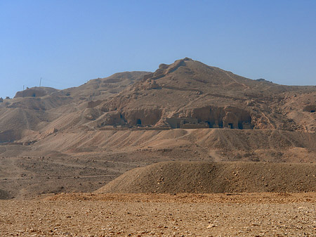 Eingang zu Tempel der Hatschepsut Fotos