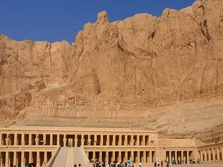 Foto Eingang zu Tempel der Hatschepsut