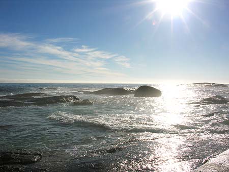 Foto Blick vom Strand auf das Meer