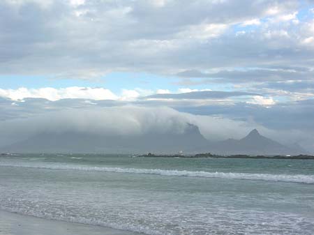 Foto Der Tafelberg mit Wasser - Kapstadt